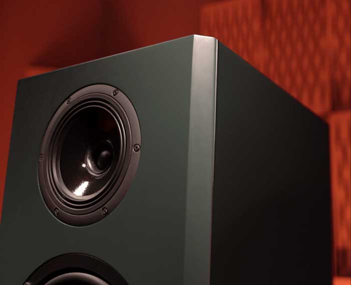 Loa Kiểm Âm Antelope Audio Atlas i8 chất lượng tốt, phù hợp cho người mới bắt đầu