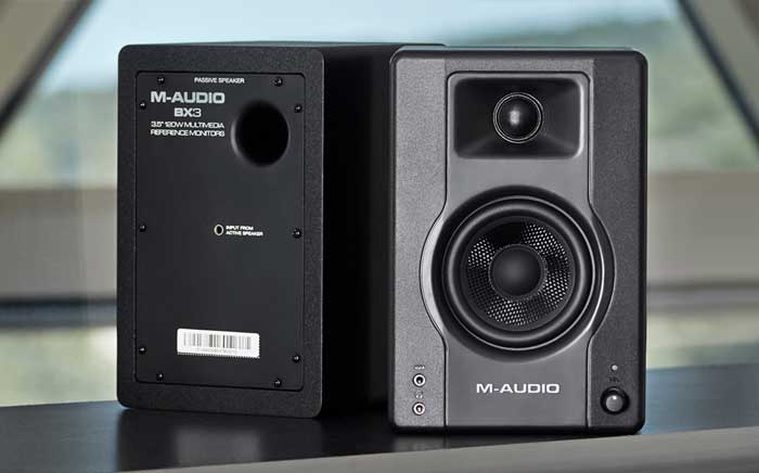 Loa kiểm âm M-Audio BX3 thiết kế dành cho phòng thu chuyên nghiệp