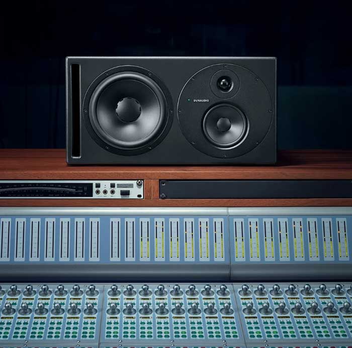 Loa kiểm Âm Dynaudio Core 59, thiết kế chuyên nghiệp dành cho phòng thu âm