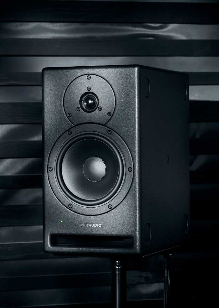 Loa Kiểm âm Dynaudio Core 7 giá cả phải chăng, chất lượng tốt, phù hợp cho người mới bắt đầu