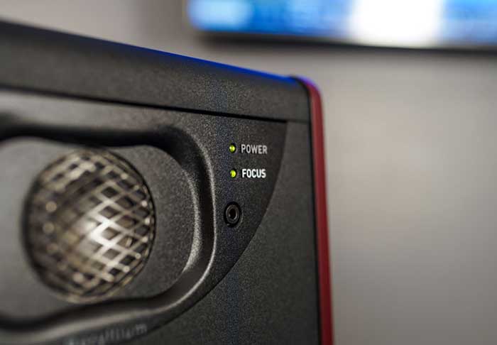 Loa kiểm Âm Focal Solo 6 là lựa chọn hàng đầu của các kỹ sư âm thanh chuyên nghiệp.
