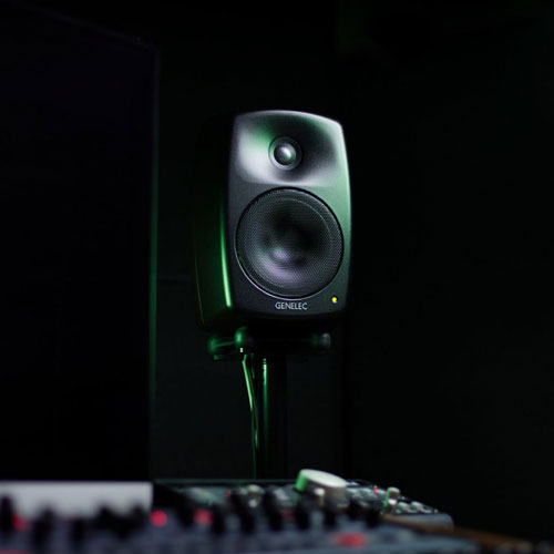 Loa kiểm âm Genelec 8330A SAM™ thiết kế dành cho phòng thu chuyên nghiệp