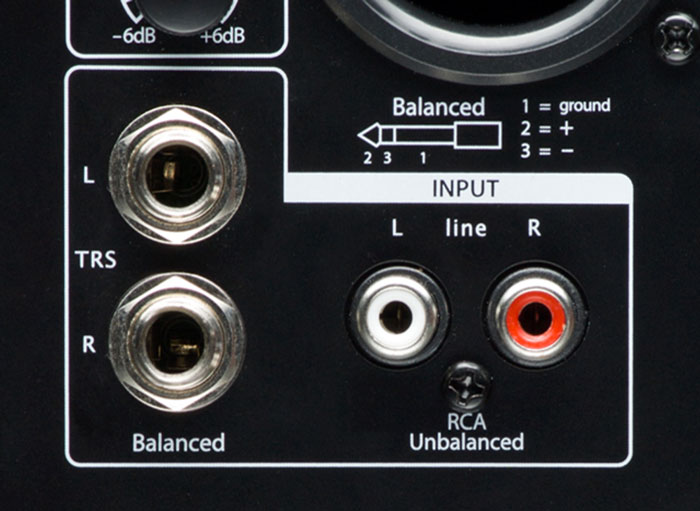 Loa kiểm âm PreSonus Eris 4.5BT 2nd Gen thiết kế cổng đa dạng