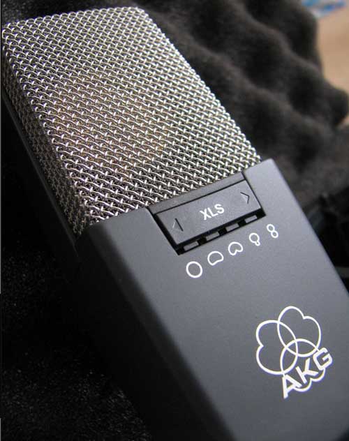 Micro AKG C414 XLS có thiết kế chất lượng và chi tiết