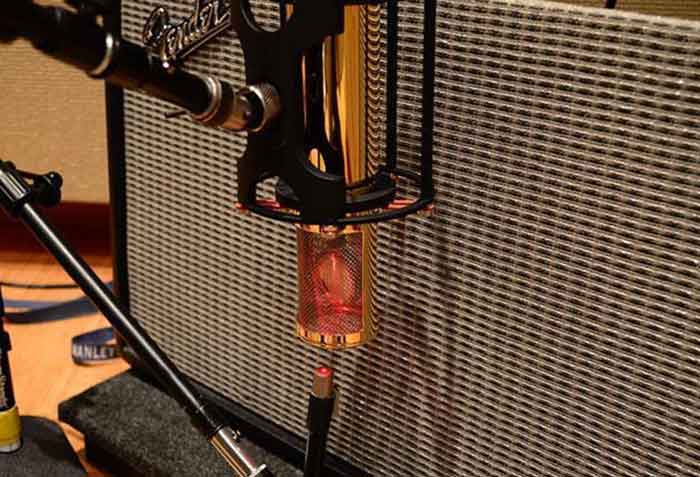 Micro thu âm Manley Reference Cardioid là lựa chọn hoàn hảo cho những ai đang tìm kiếm chất lượng âm thanh cao cấp, thiết kế bền bỉ và công nghệ hiện đại