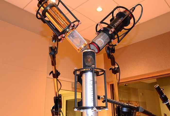 Micro thu âm Manley Reference Cardioid tái hiện âm than chân thực, bắt trọn mọi chi tiết trong bản thu