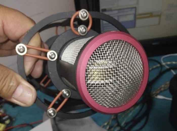 Micro Manley Reference Gold được thiết kế từ vật liệu cao cấp tạo sự chắc chắn bền bỉ khi sử dụng