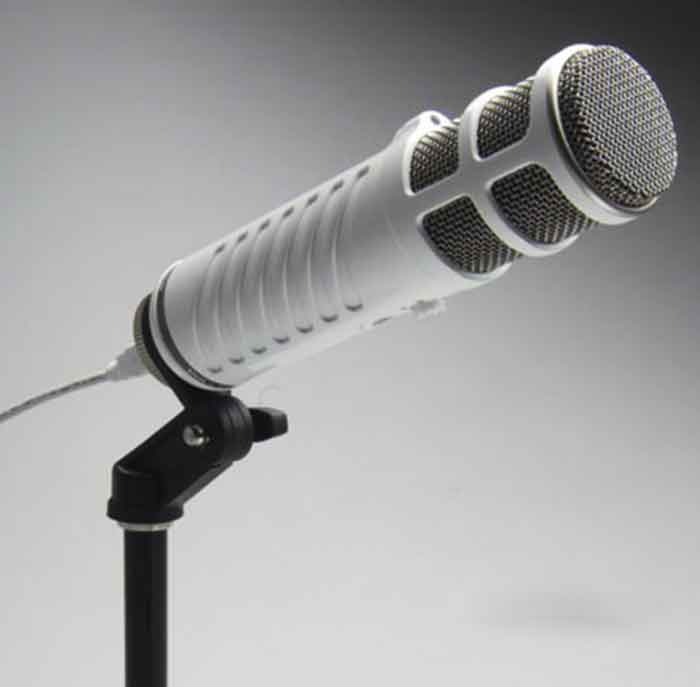 Micro Thu âm Rode Podcaster USB có thiết kế tinh tế và chắc chắn