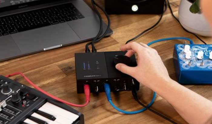 Sound Card NI Komplete Audio 2 kết nối đơn giản, dễ sử dụng nhờ được trang bị kết nối USB-C