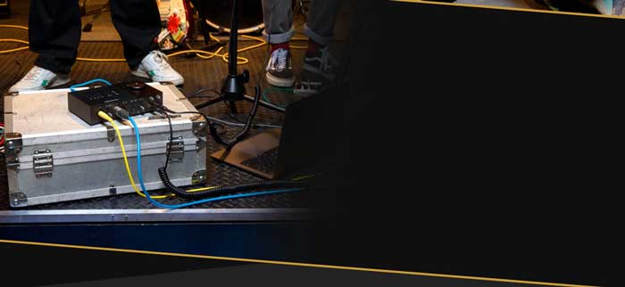 Sound Card NI Komplete Audio 6 MK2 là một lựa chọn không thể thiếu trong các studio chuyên nghiệp