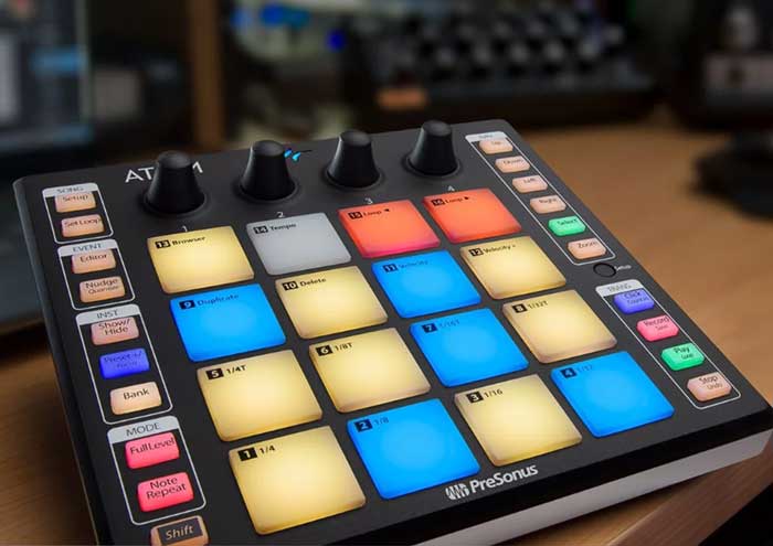 Thiết kế gọn nhẹ, bạn có thể mang theo Pad Controller PreSonus ATOM đi khắp mọi nơi