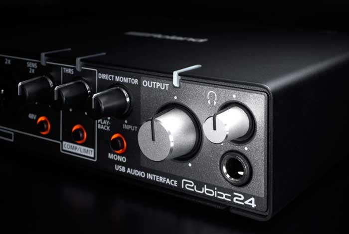 Sound Card Roland RUBIX-22 trang bị các núm vặn hiện đại, dễ sử dụng 