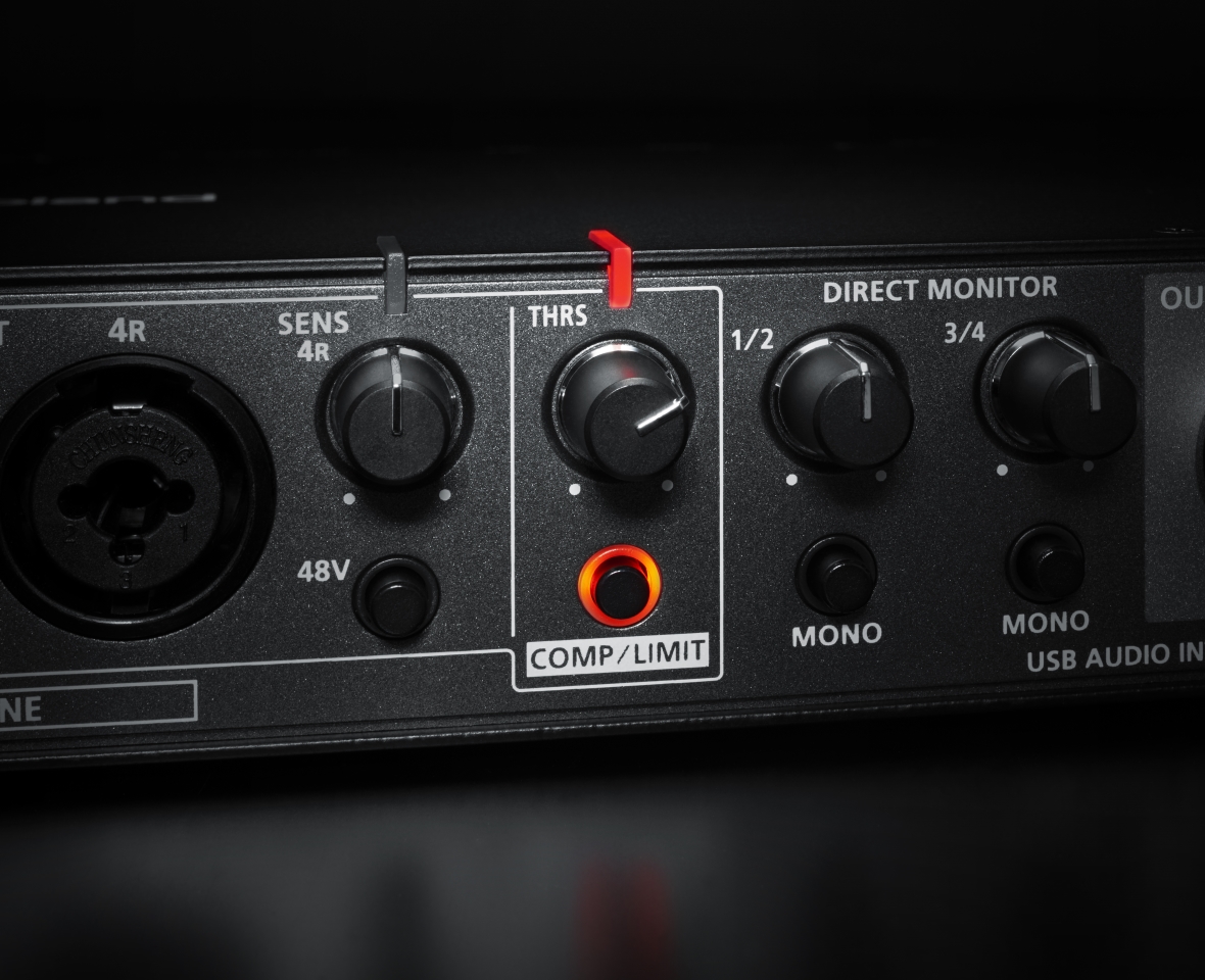 Roland Rubix44 Audio Interface hàng nhập khẩu chính hãng