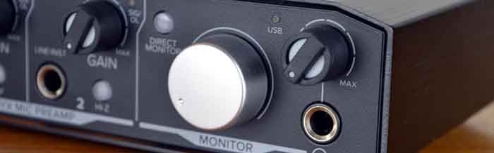 Sound Card Mackie ONYX Producer 2-2 trang bị các núm vặn và cổng kết nối đa dạng hiện đại