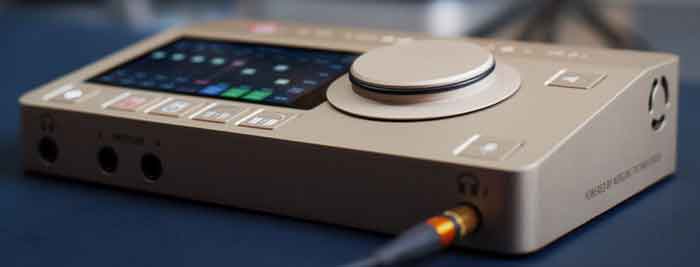 Sound Card Neumann MT 48 với 12in/16out, bạn sẽ có khả năng kết nối nhiều thiết bị cùng lúc mà không lo bị giảm chất lượng tín hiệu