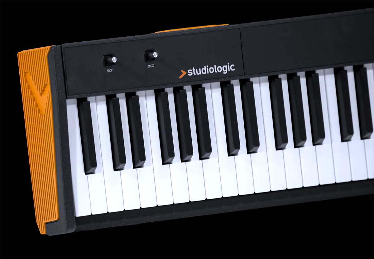 Studiologic Numa Compact 2 chính hãng, giá tốt tại TP.HCM