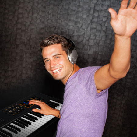 Synth Behringer CAT | Chính hãng - Trả góp 0%