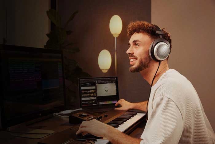 Tai nghe kiểm âm Beyerdynamic DT 880 Pro đem đến cho kỹ thuật viên những âm thanh chân thực 