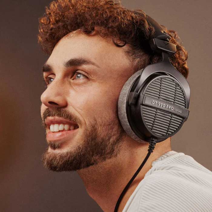 Tai nghe Beyerdynamic DT 990 Pro 250 Ohm được các kỹ thuật viên tin dùng