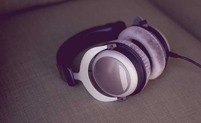 Tai Nghe Kiểm Âm Beyerdynamic DT 880 Premium thiết kế semi-open, mang đến sự thoải mái trong suốt buổi làm việc dài