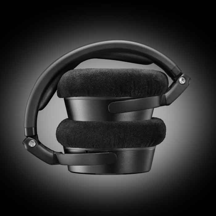 Tai nghe kiểm âm Studio Neumann NDH 30 nhờ thiết kế đệm tai mềm mại mang lại sự thoải mái trong suốt thời gian dài sử dụng