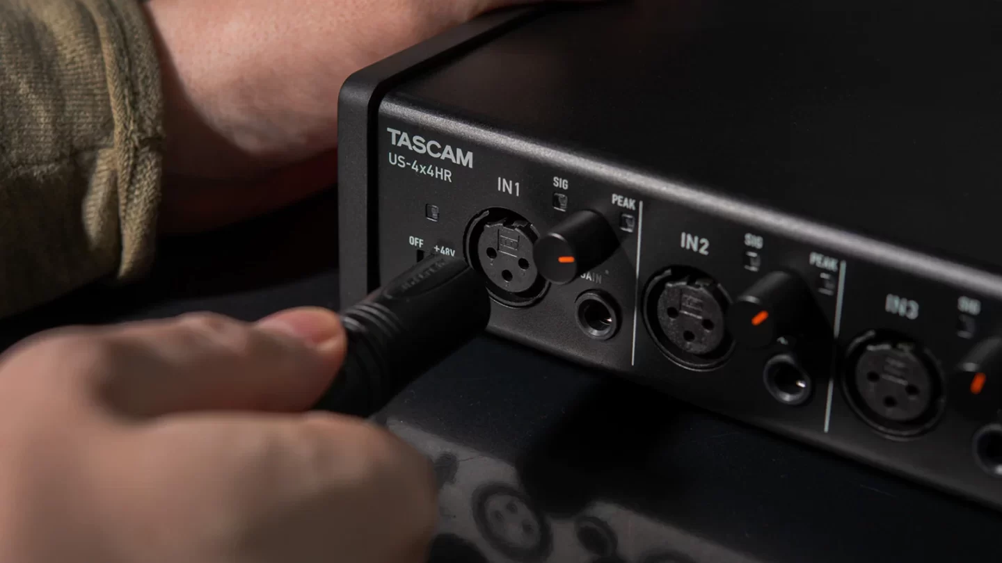 TASCAM US 2 x 2 CU USB Audio Interface hàng nhập khẩu chính hãng