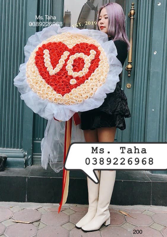 200 bông trái tim chữ Vợ