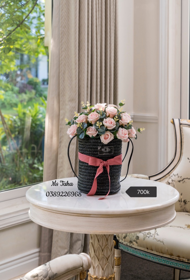 Giỏ hoa sáp Hồng phớt