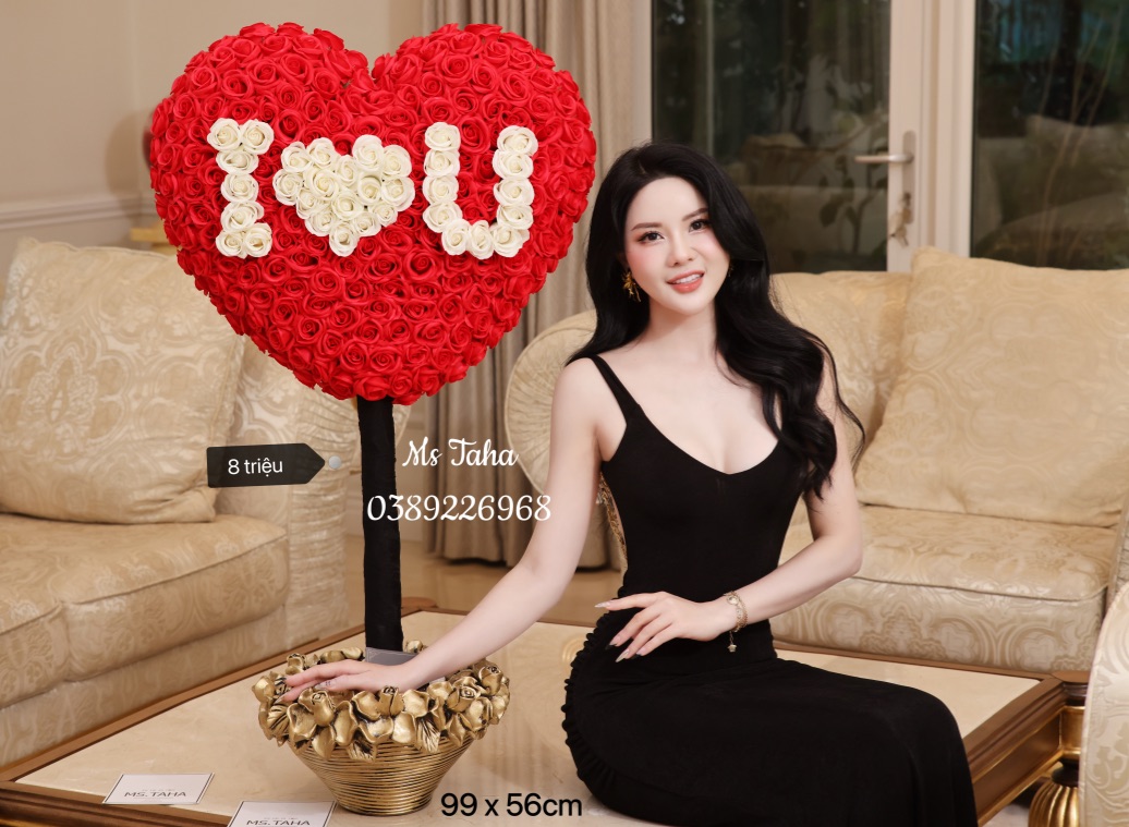 Cây Trái tim chữ I Love U 8X