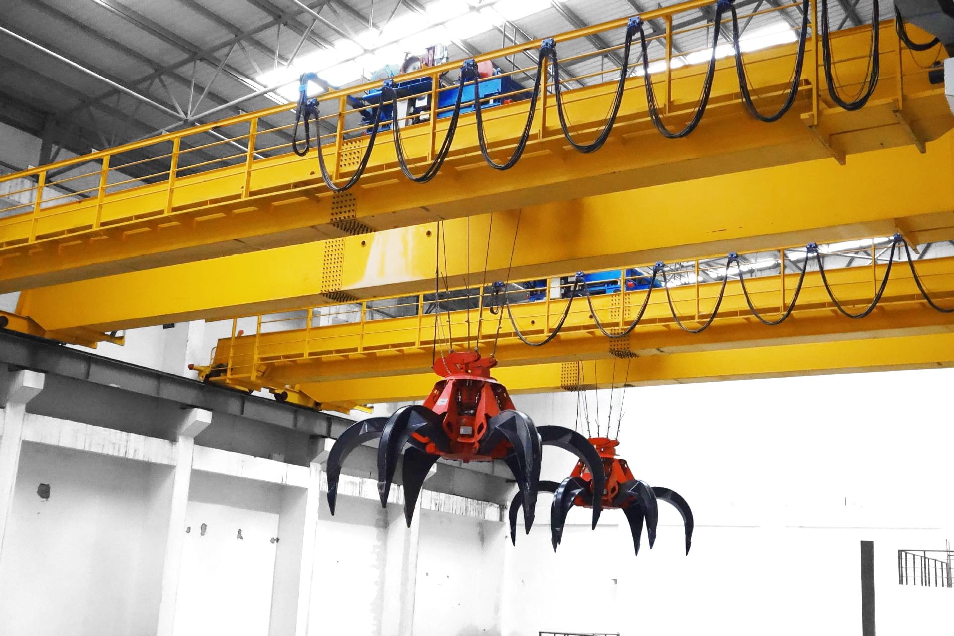 CÁC LOẠI CẦU TRỤC GẦU NGỌAM CHO CẦU TRỤC