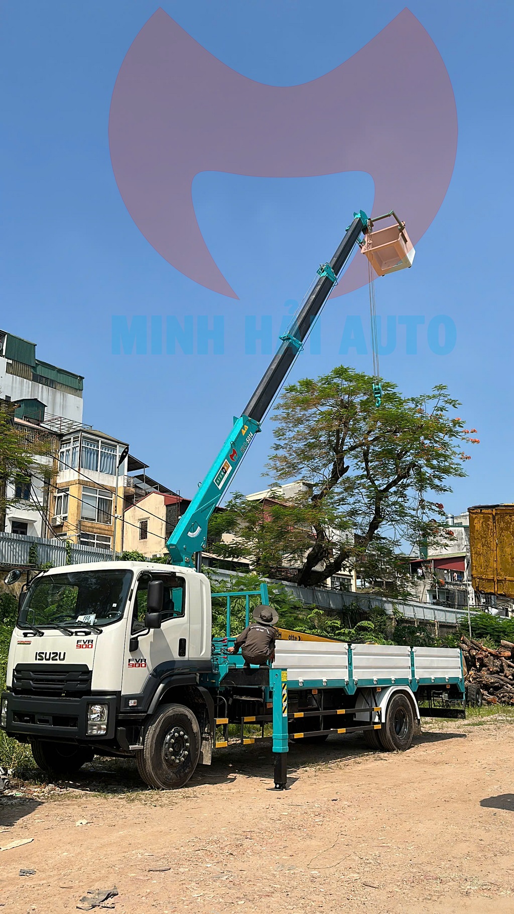 Xe tải gắn cẩu tự hành 5t có giỏ nâng người 14m