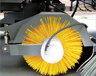 Chổi giữa