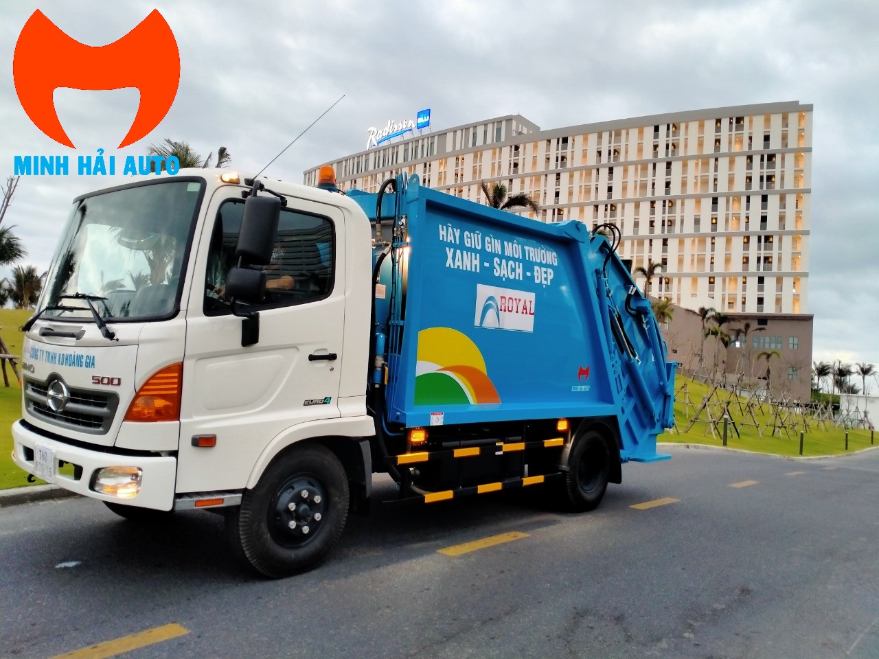 Gargage compactor trucks: compressing, transport garbage for resort, urban, cities