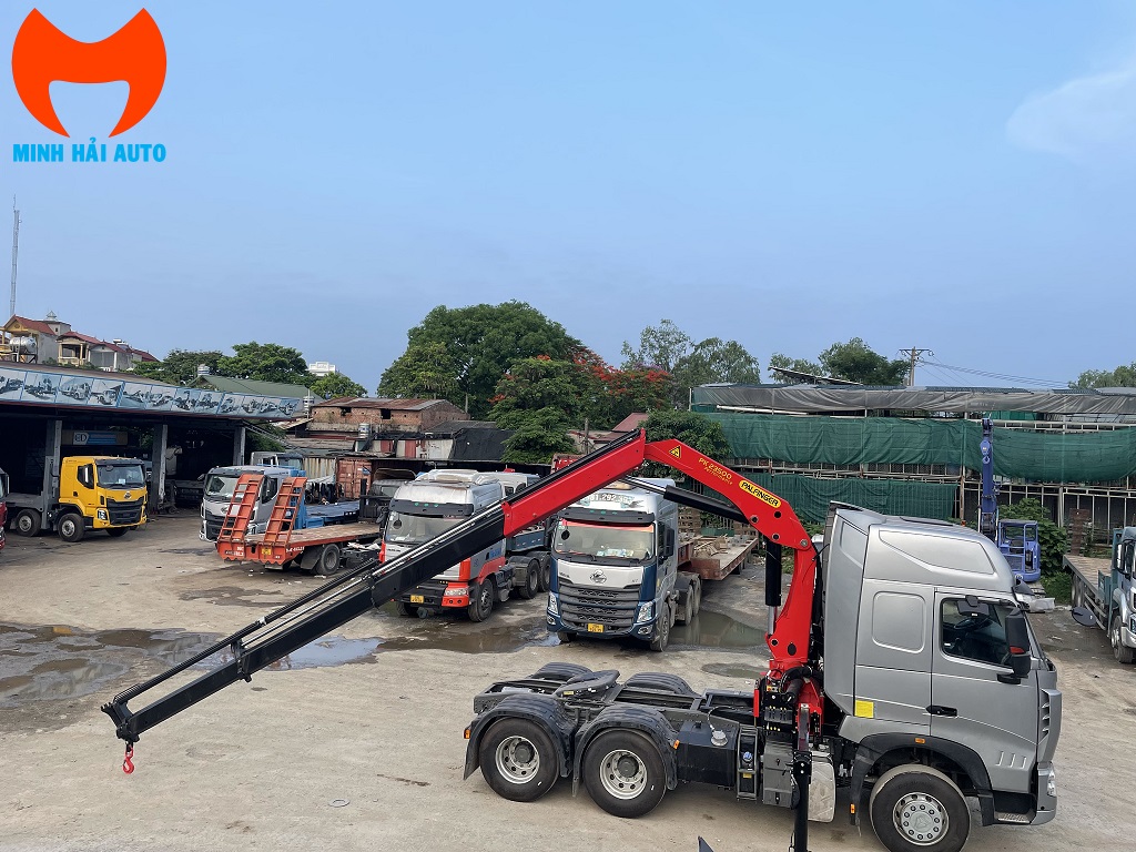 Xe tải gắn cẩu PK 23500 10 tấn- 1