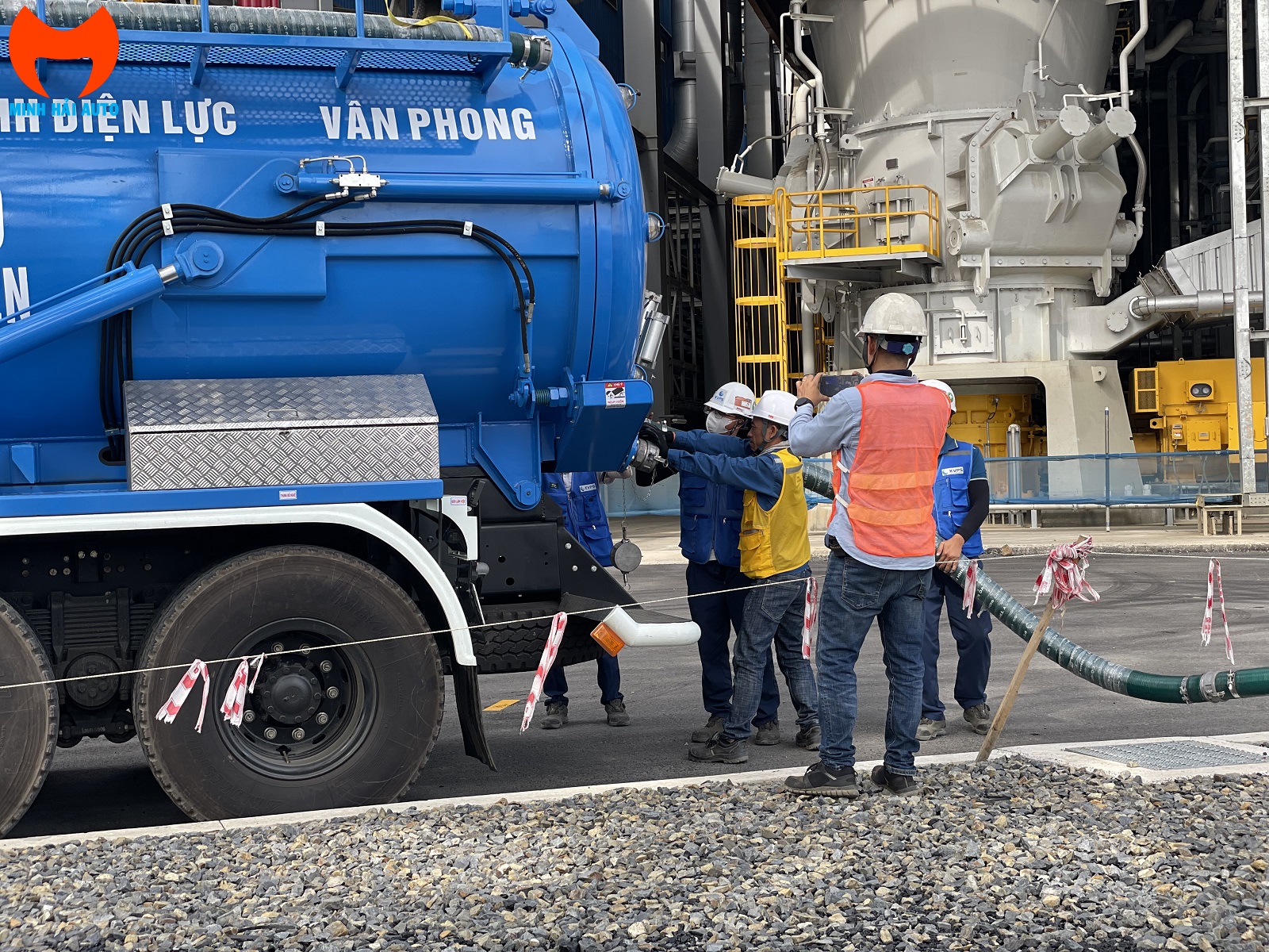 9 CBM Vacuum truck- collect fly ash and munti-function suction truck- 5