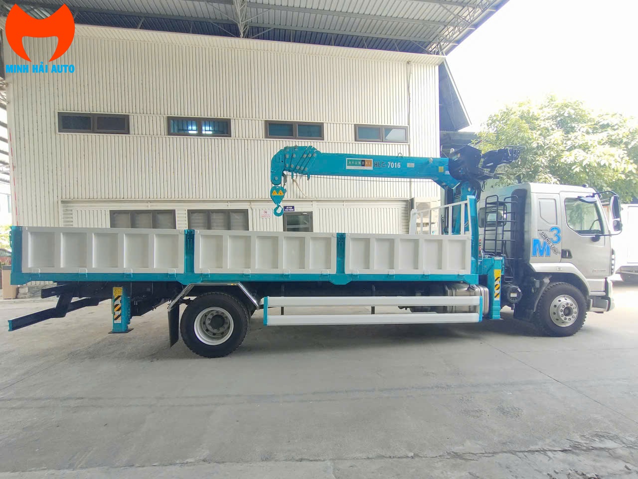 Chenglong M3 tổng tải 16t gắn Hyundai Everdigm 6t 6 đốt