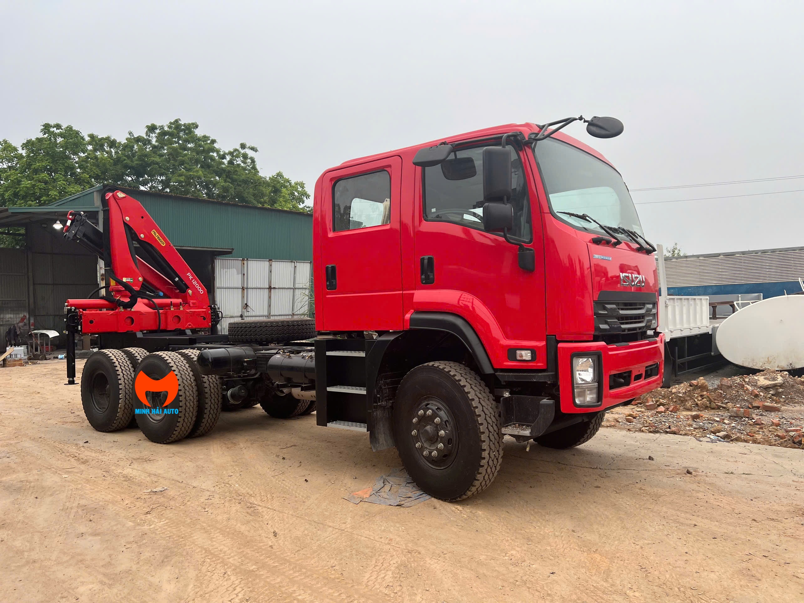 Isuzu chữa cháy cứu hộ cứu nạn lắp PK 12000