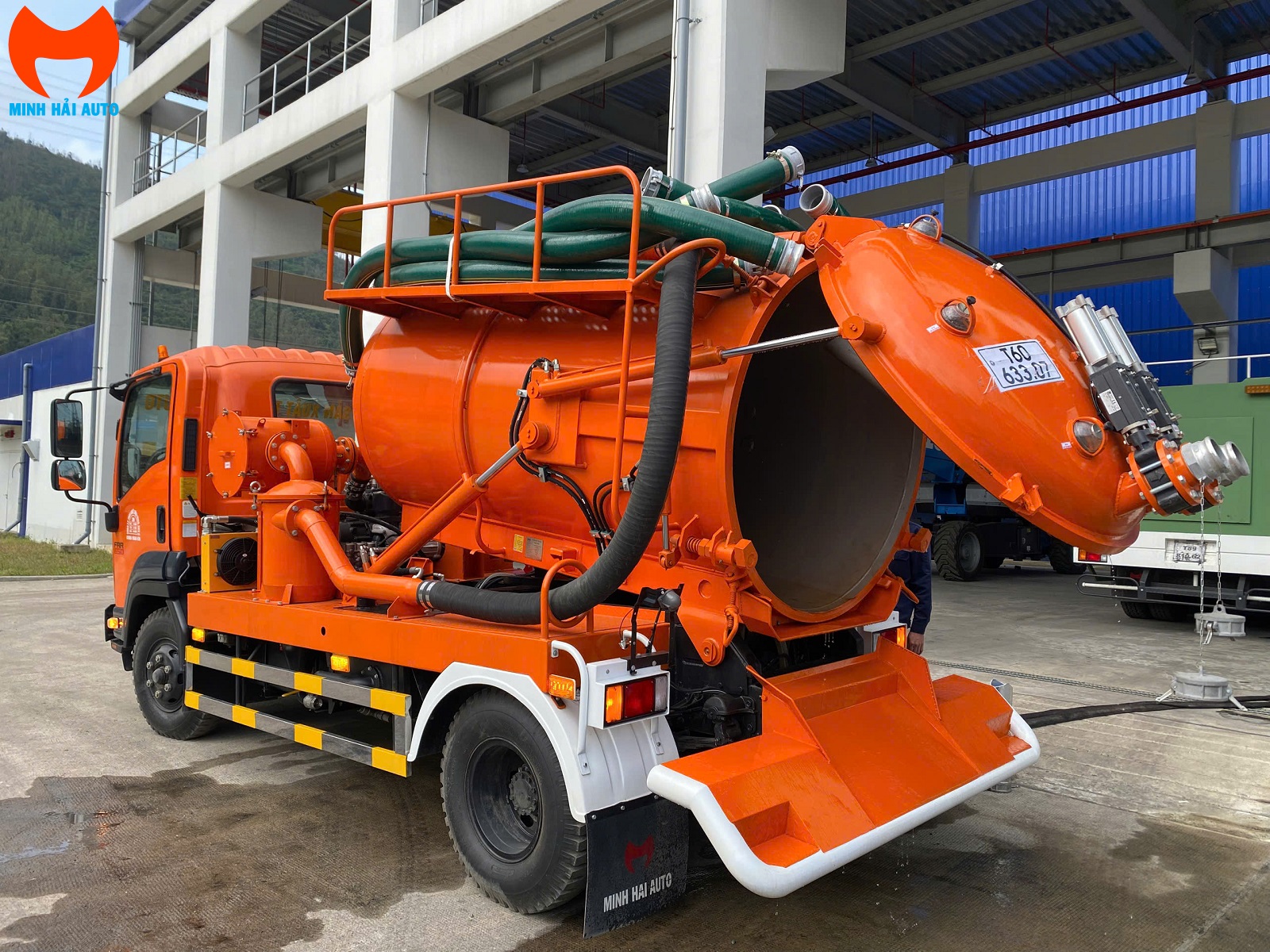 Xe hút bùn thông cống 4 khối