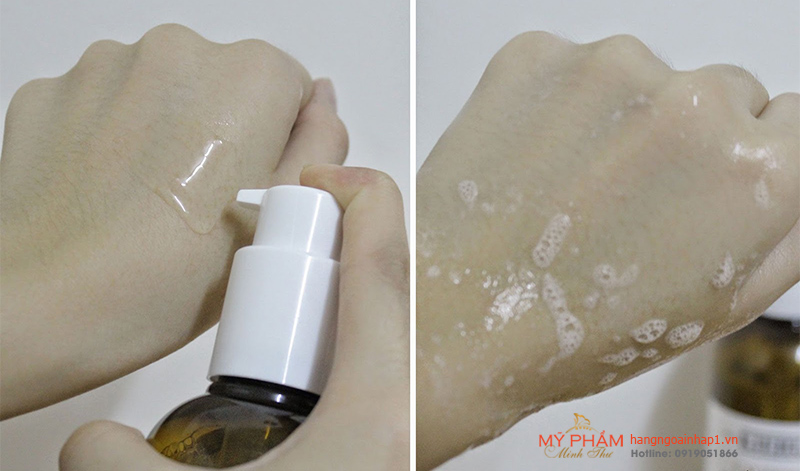 Sữa rửa mặt hoa cúc Kiehl’s Calendula Deep Cleansing Foaming Face Wash