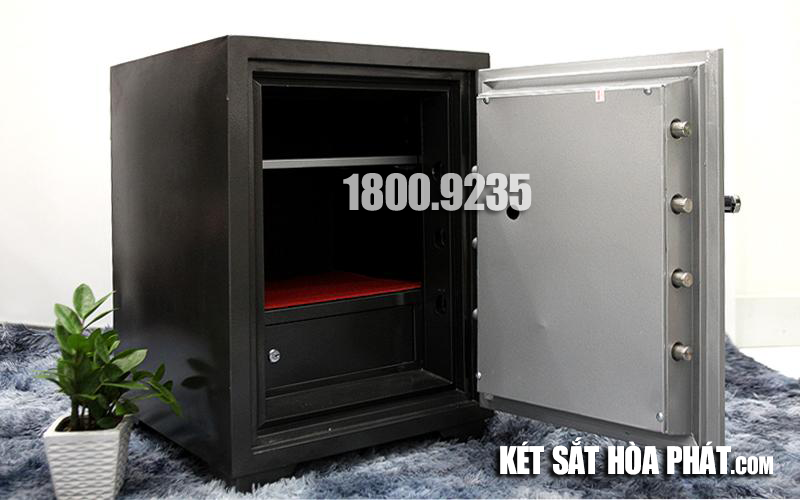 KÉT SẮT CENTURY CF130 mở
