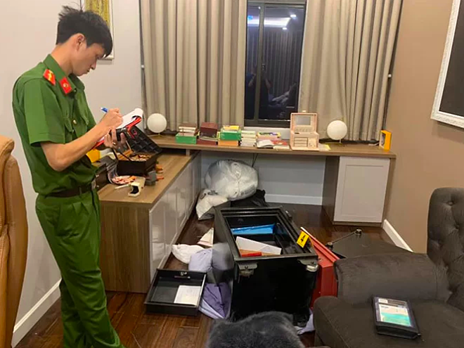 trộm két sắt