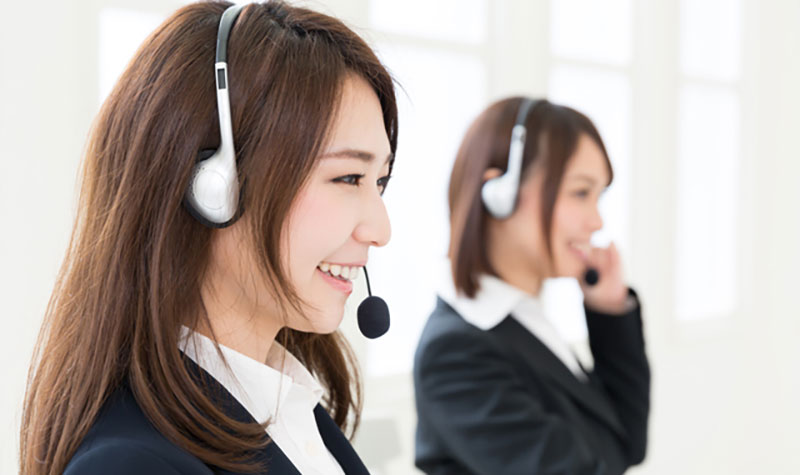 Nhân viên tư vấn Long Hào tiếp nhận cuộc gọi
