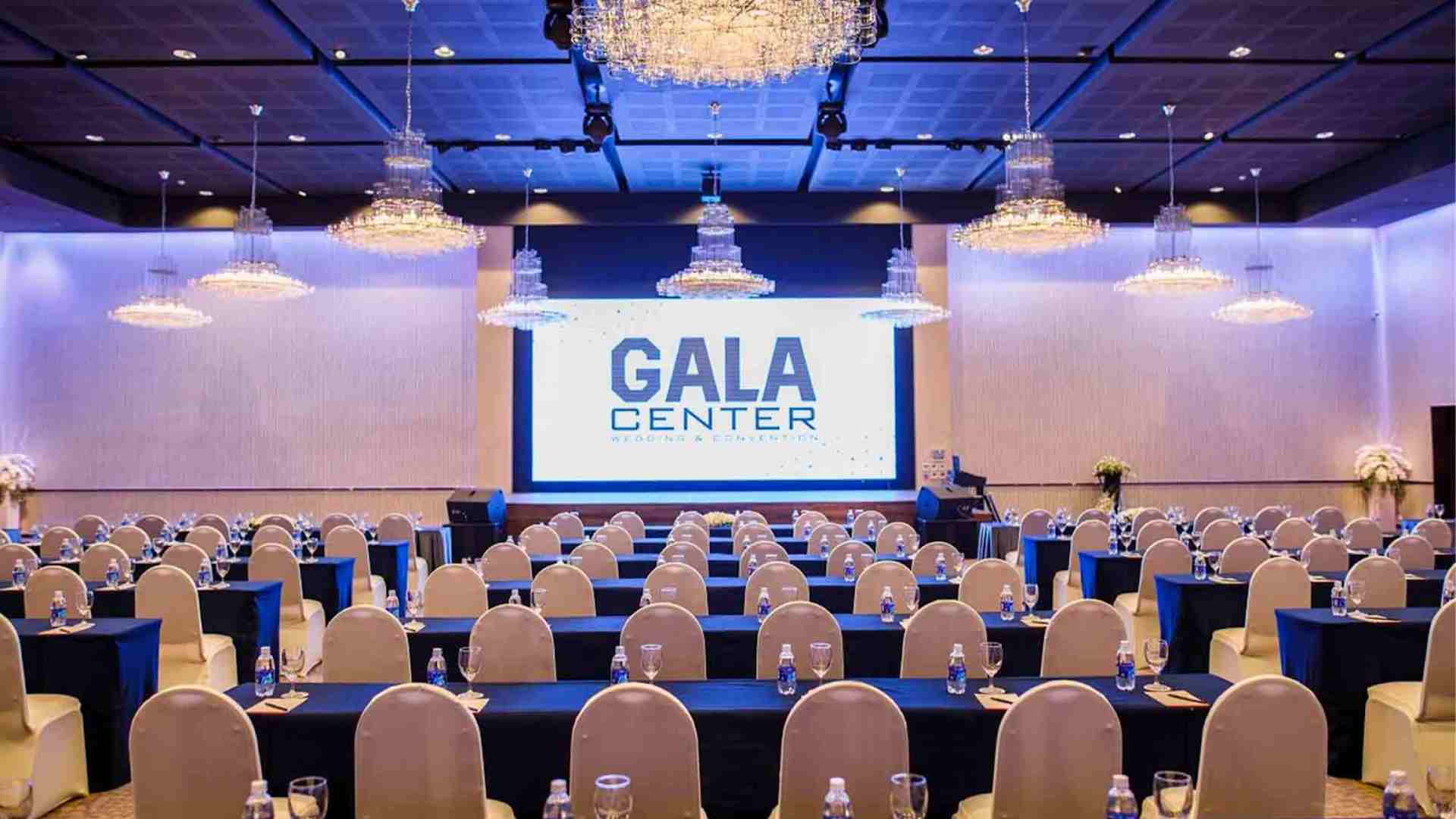 Những sự kiện, hội nghị là không gian mở có nhu cầu sử dụng điều hòa, quạt điều hòa lớn