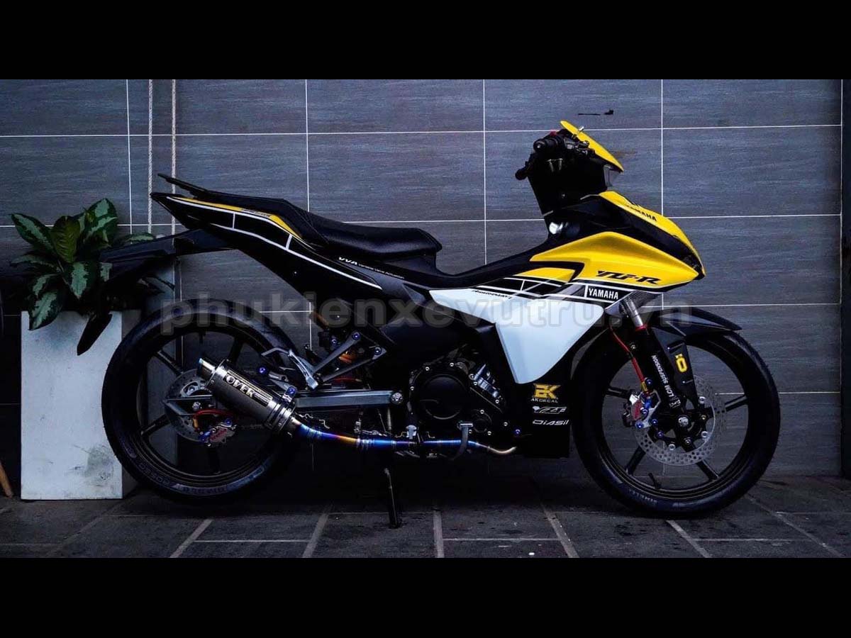 Exciter 155 VVA độ phong cách YZF-R1