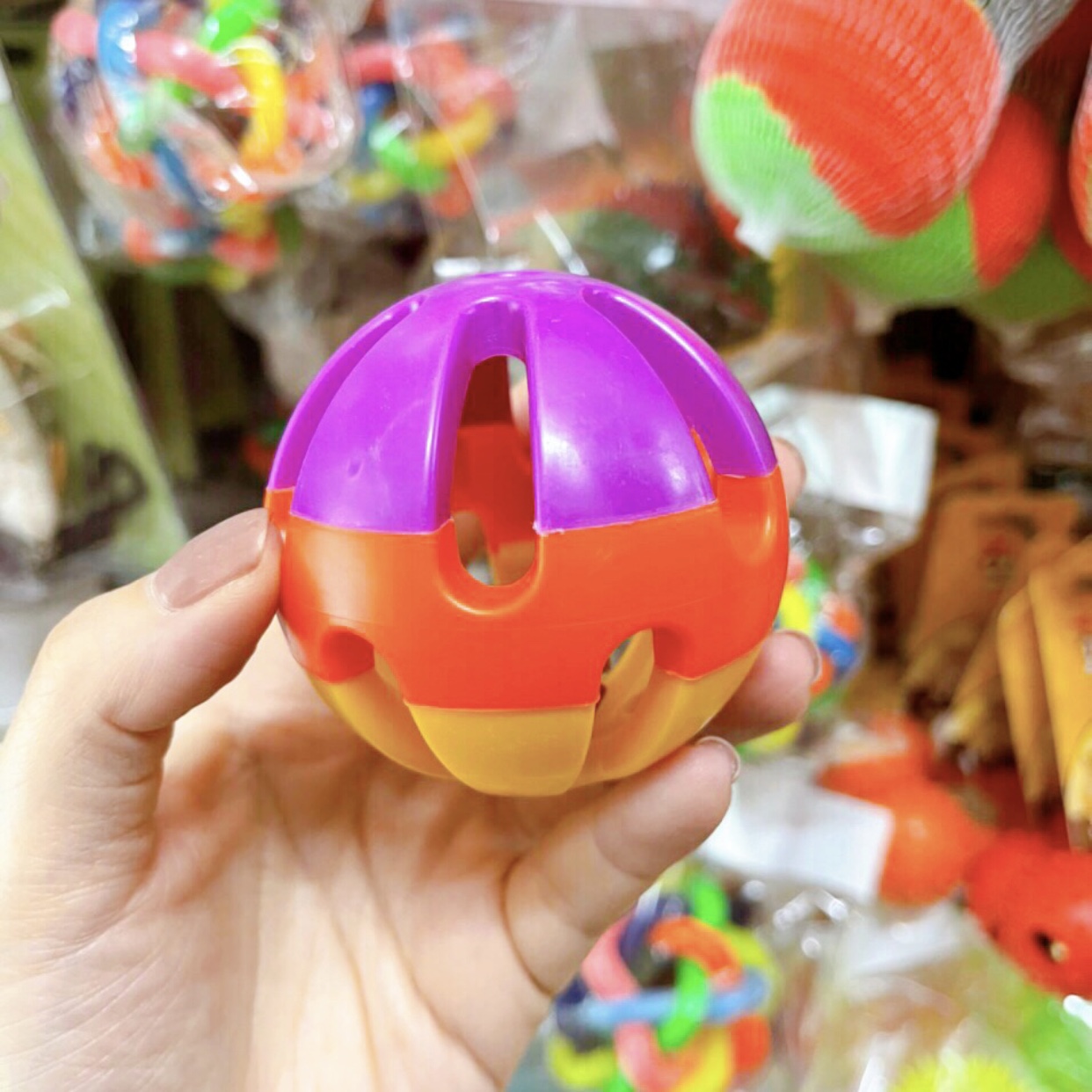 Đồ Chơi Banh Đủ Màu