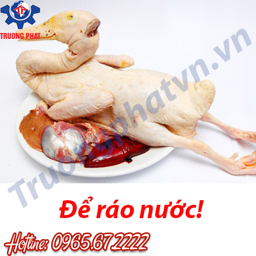 Dùng lò quay vịt bằng than như thế nào để thực phẩm không khói, không bẩn?