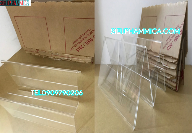 Biển chức danh mica chữ A mica 2mm có sẵn