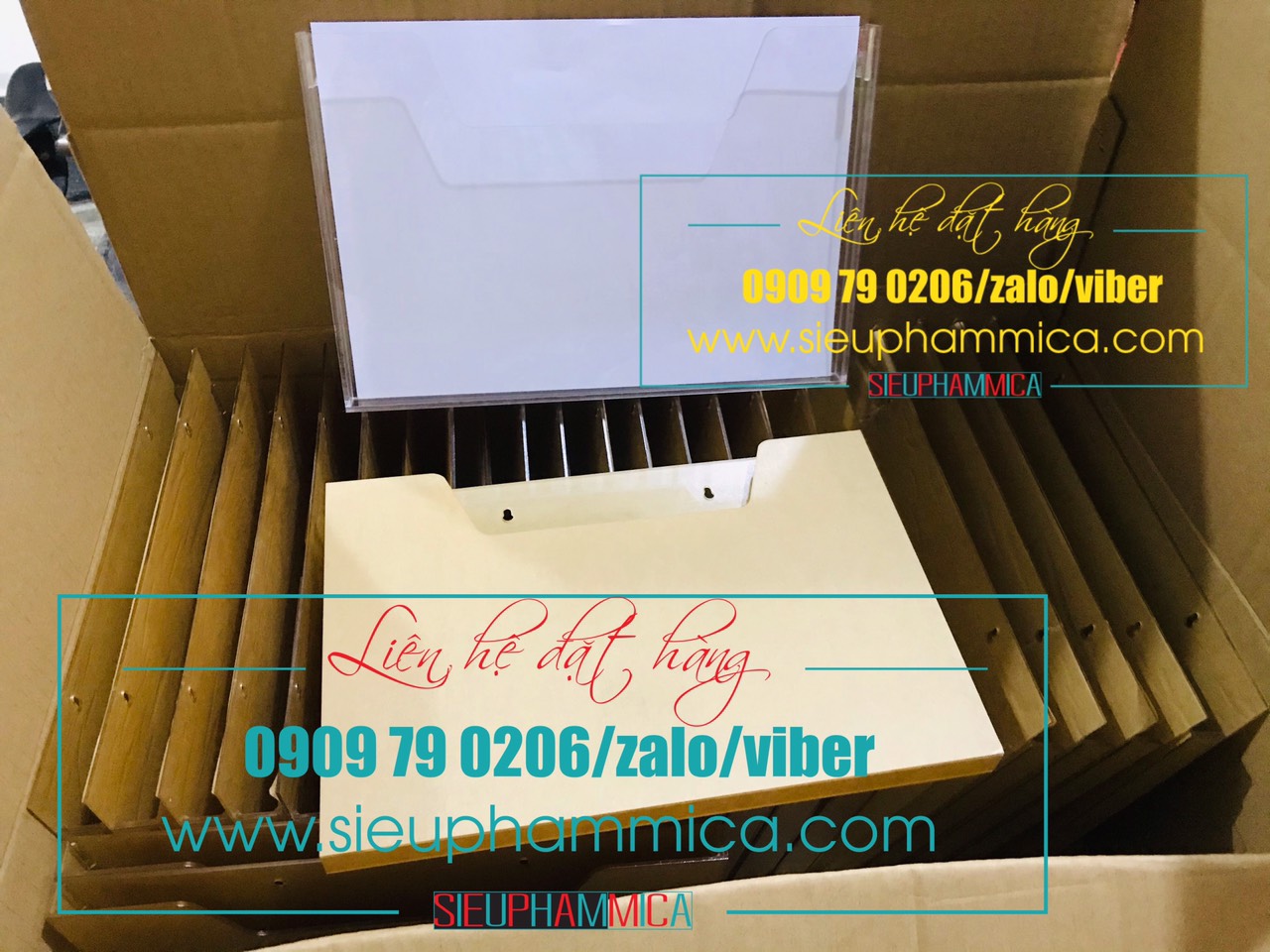 Kệ mica checklist treo tường, hộp mica A4