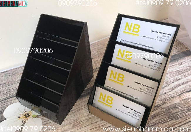 Kệ mica đựng card có thể thiết kế nhiều tầng, nhiều ngăn chứa