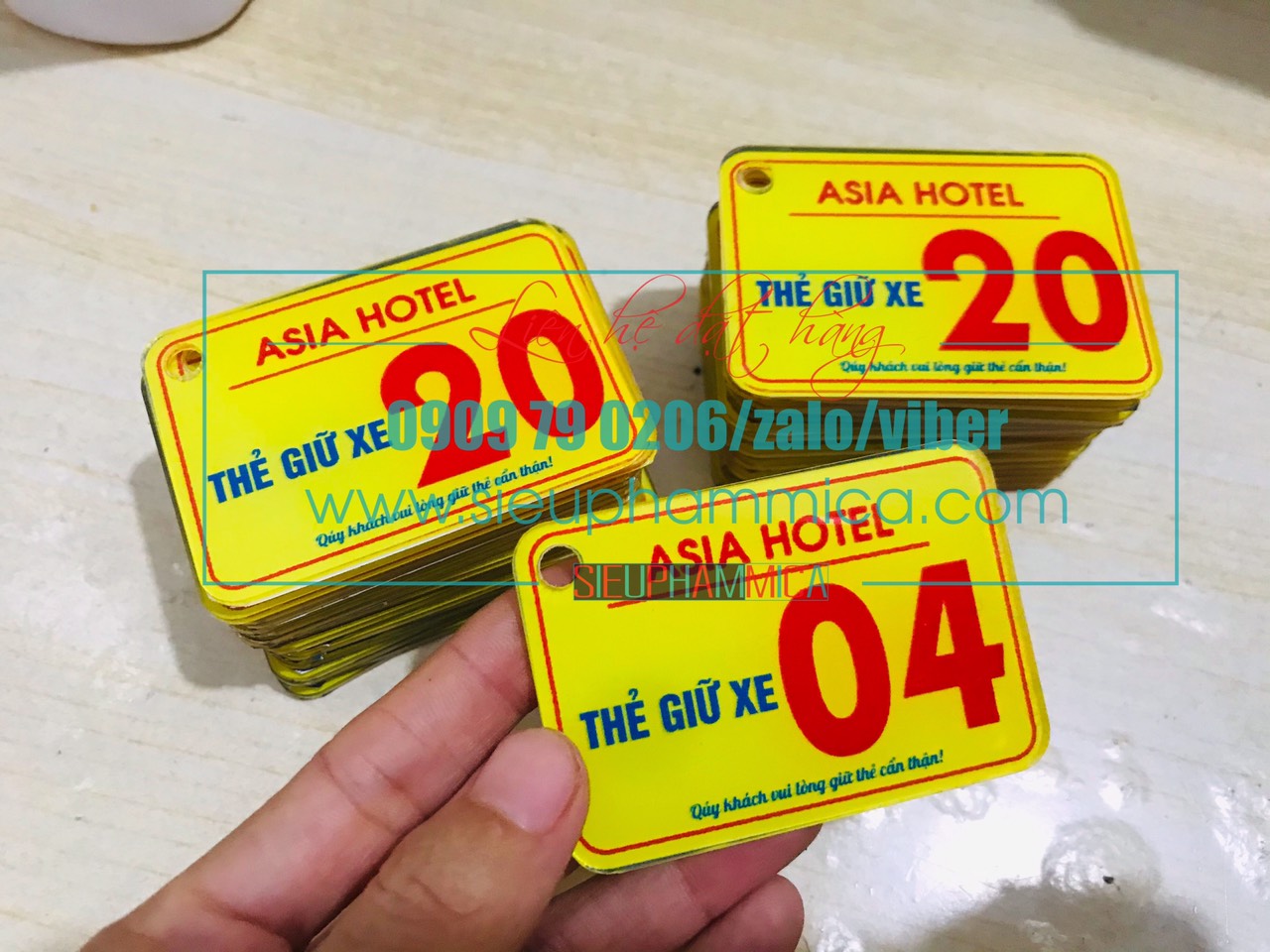 Thẻ giữ xe nhà hàng,  thẻ giữ xe tòa nhà tầng hầm,  Thẻ giữ xe nhà sách,  Thẻ giữ xe quán cafe,  Thẻ giữ xe quán ăn